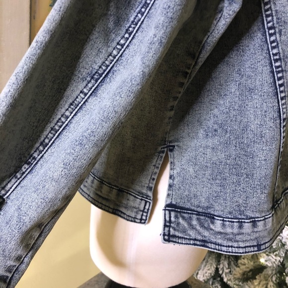 Denim washed Jean jacket. New - Picture 4 of 10